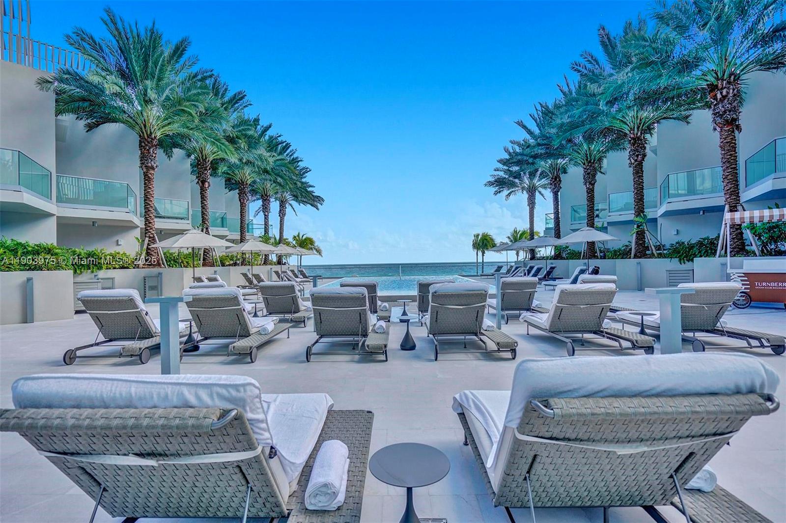 image Turnberry Ocean Club4