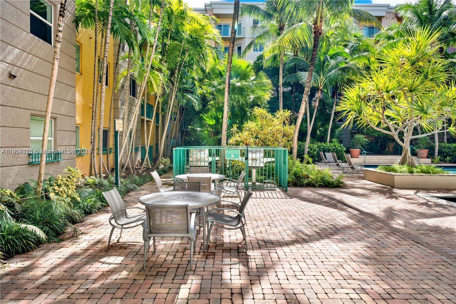 6001 SW 70th St #542 South Miami, FL 33143