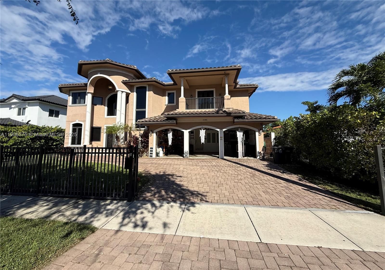 2085 Keystone Blvd North Miami, FL 33181