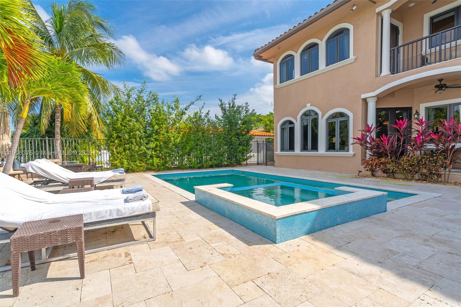 2085 Keystone Blvd North Miami, FL 33181