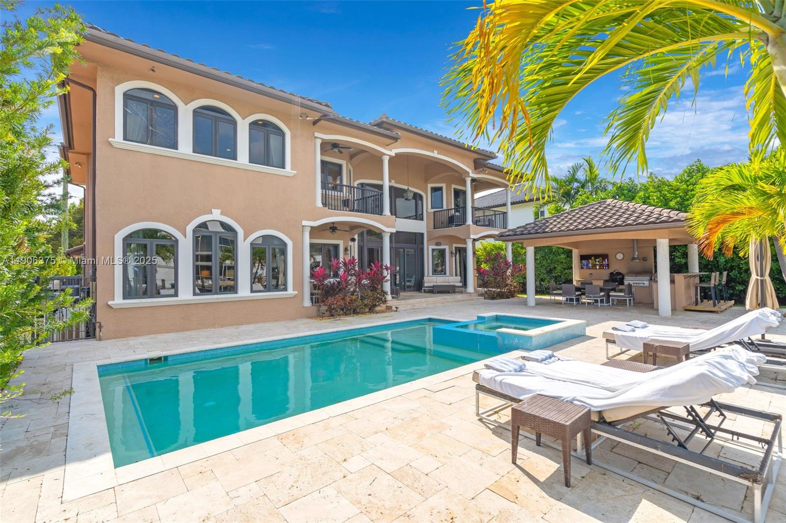 2085 Keystone Blvd North Miami, FL 33181