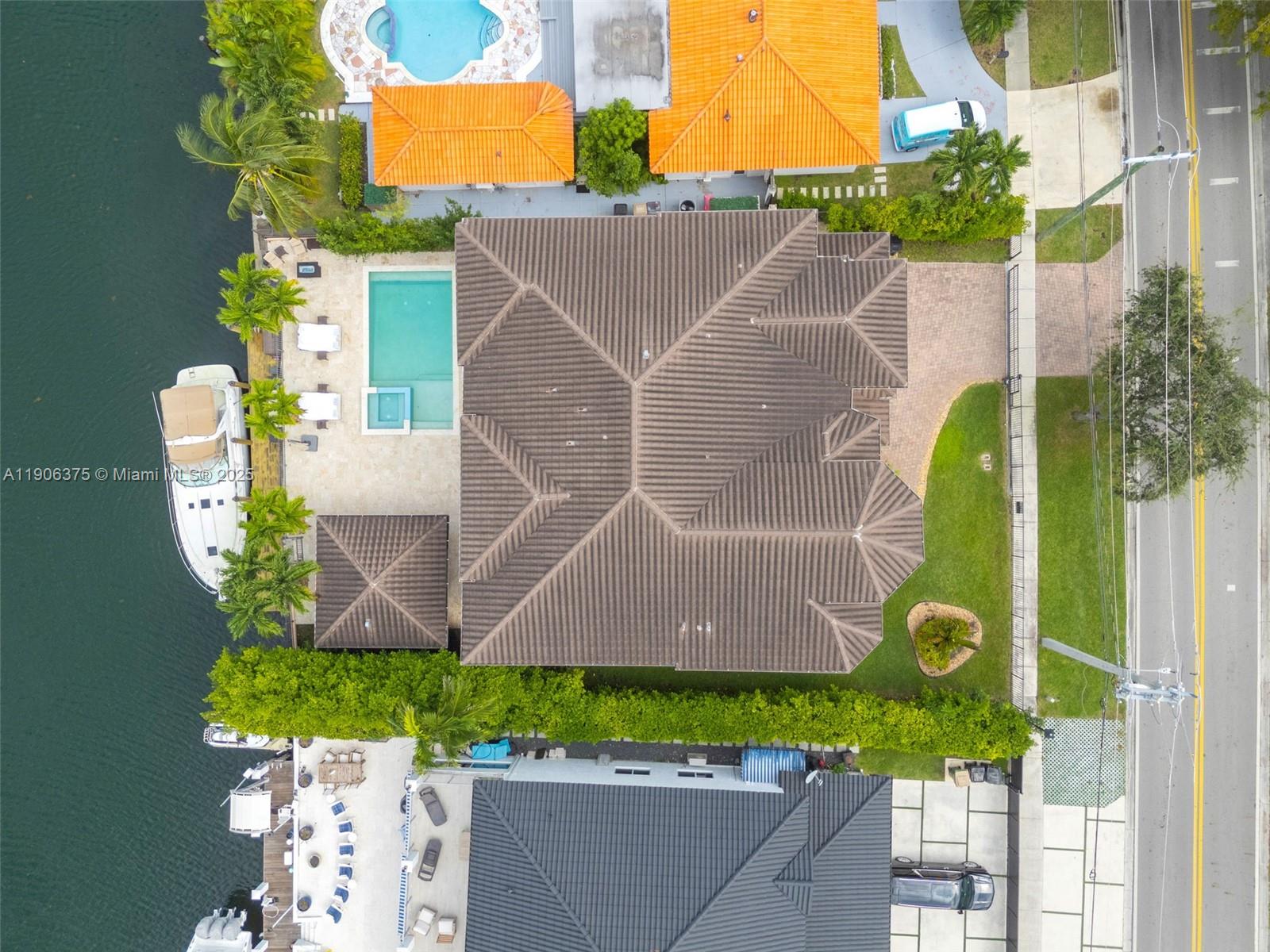 2085 Keystone Blvd North Miami, FL 33181