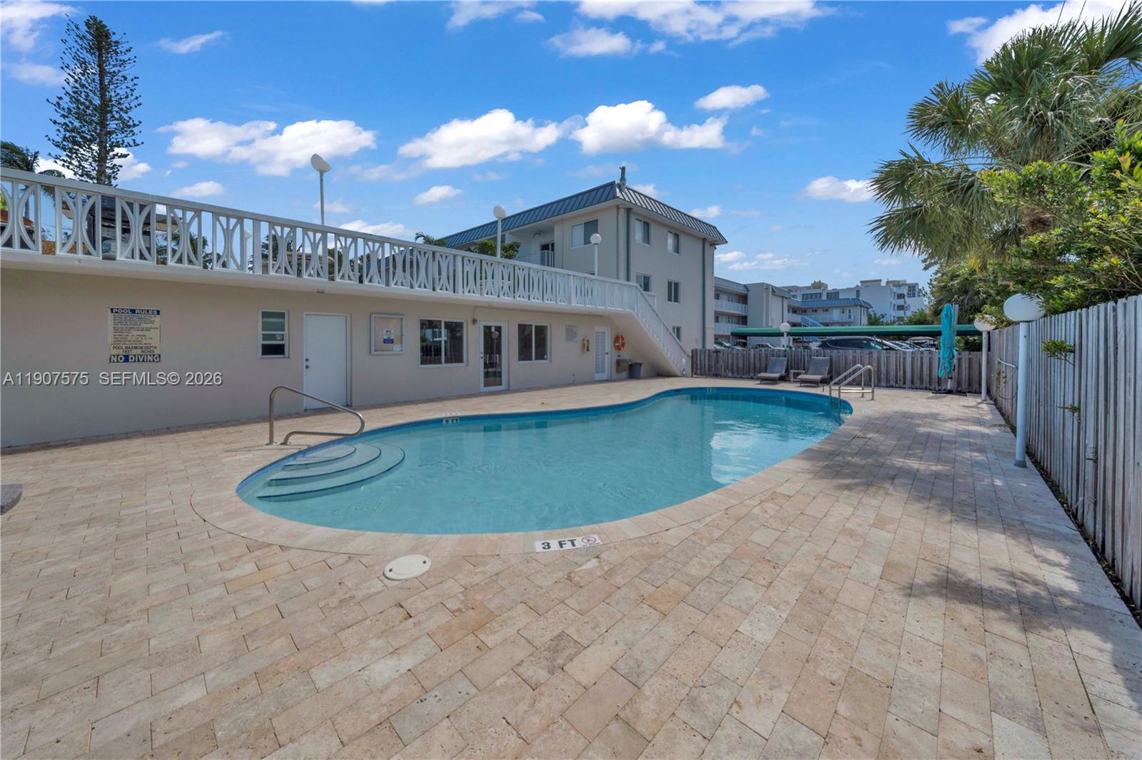 image Galen Drive West Condo17