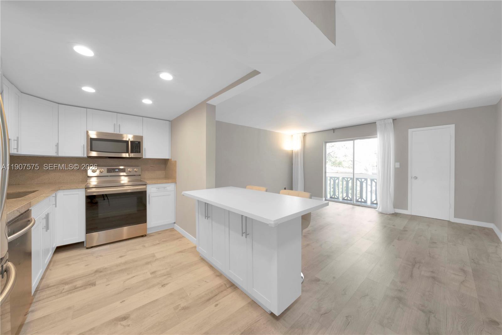 image Galen Drive West Condo3