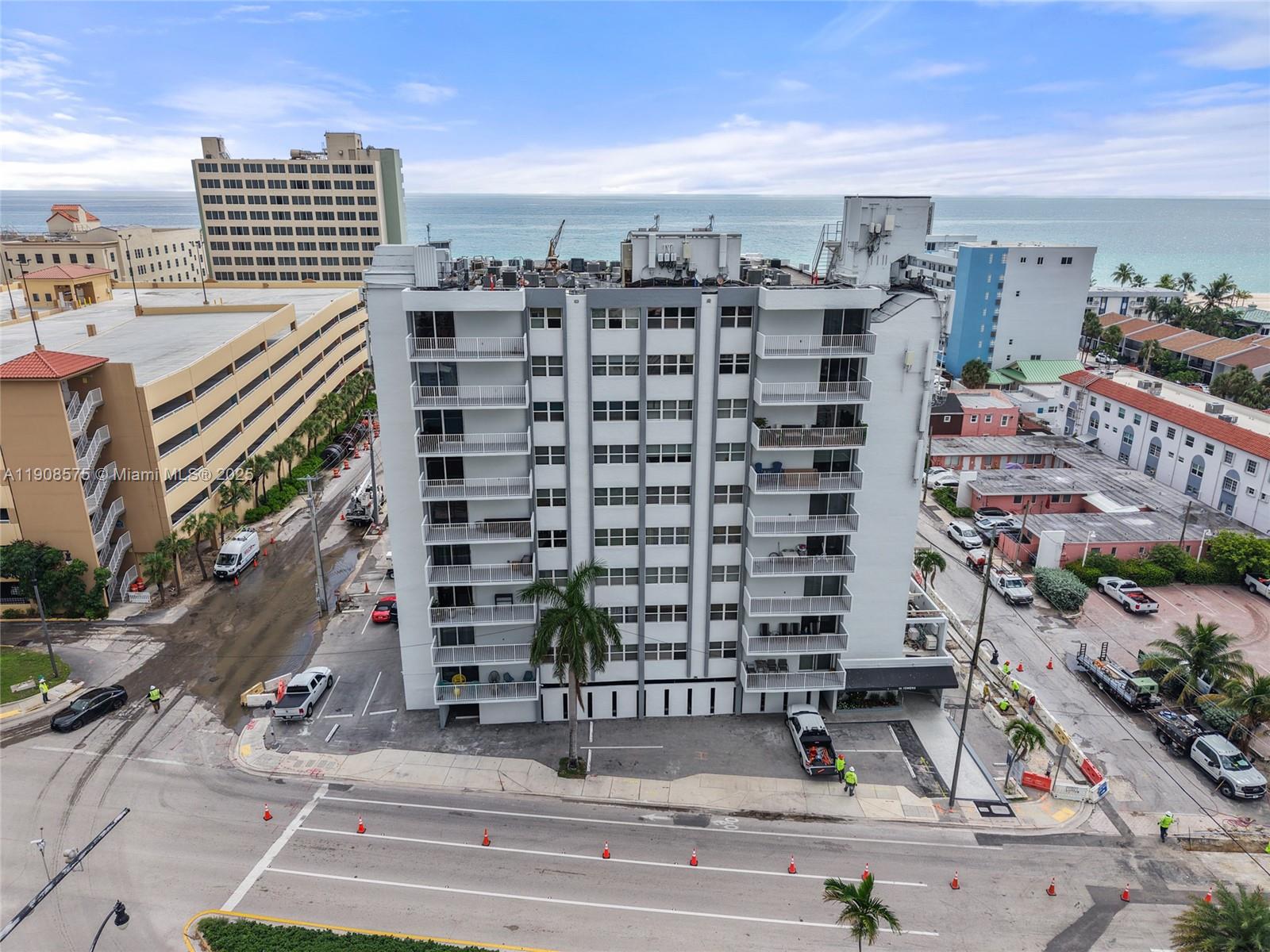 211 S Ocean Dr #304