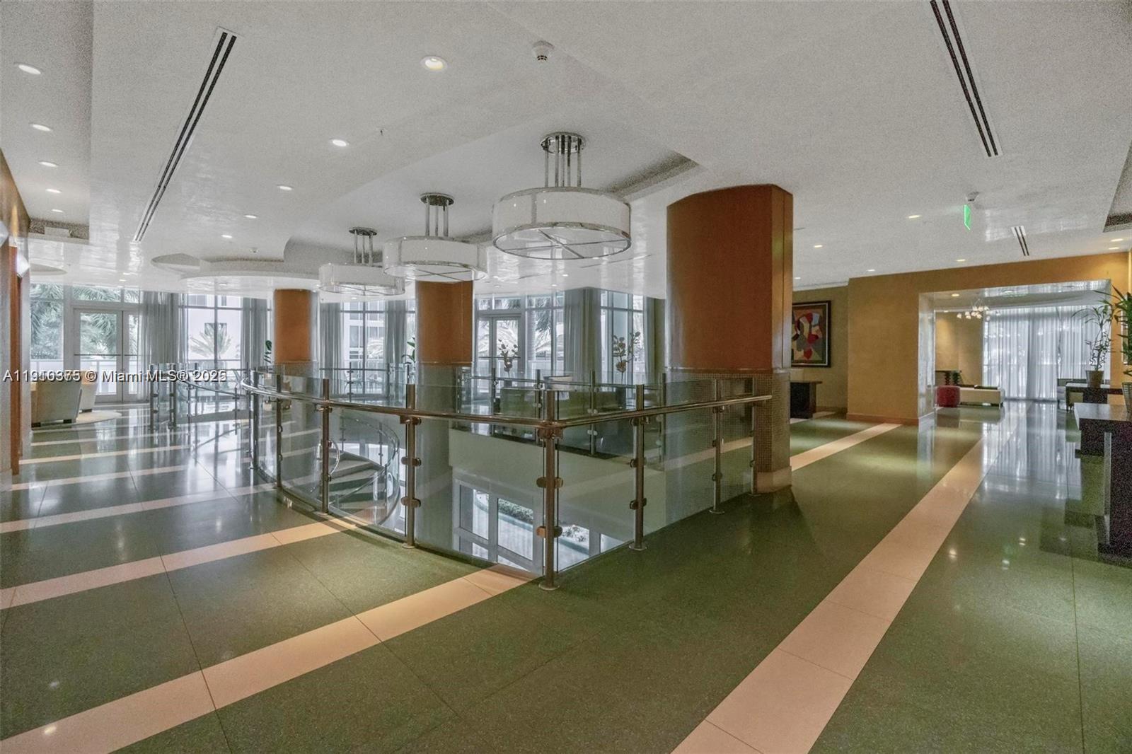 image The Emerald At Brickell5