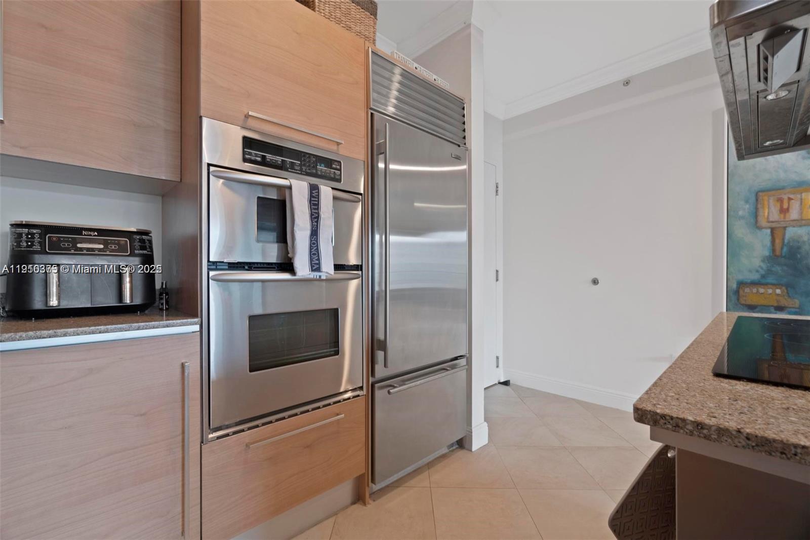 image The Emerald At Brickell6