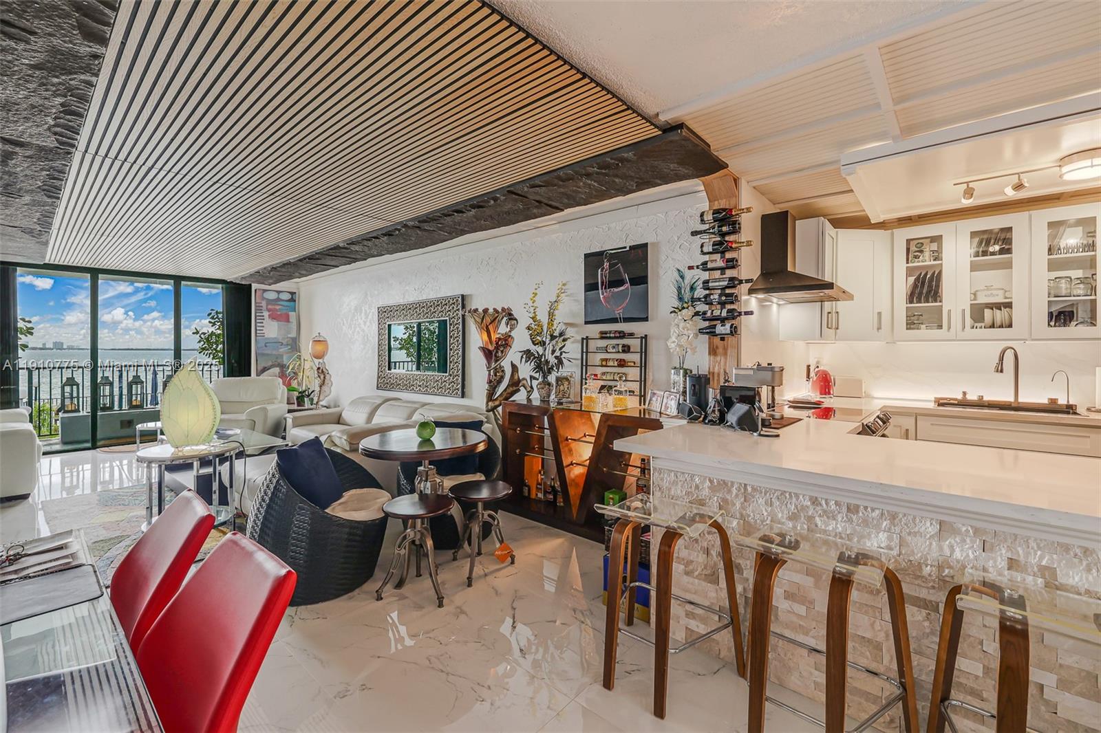 1820 S Treasure Dr #203D North Bay Village, FL 33141