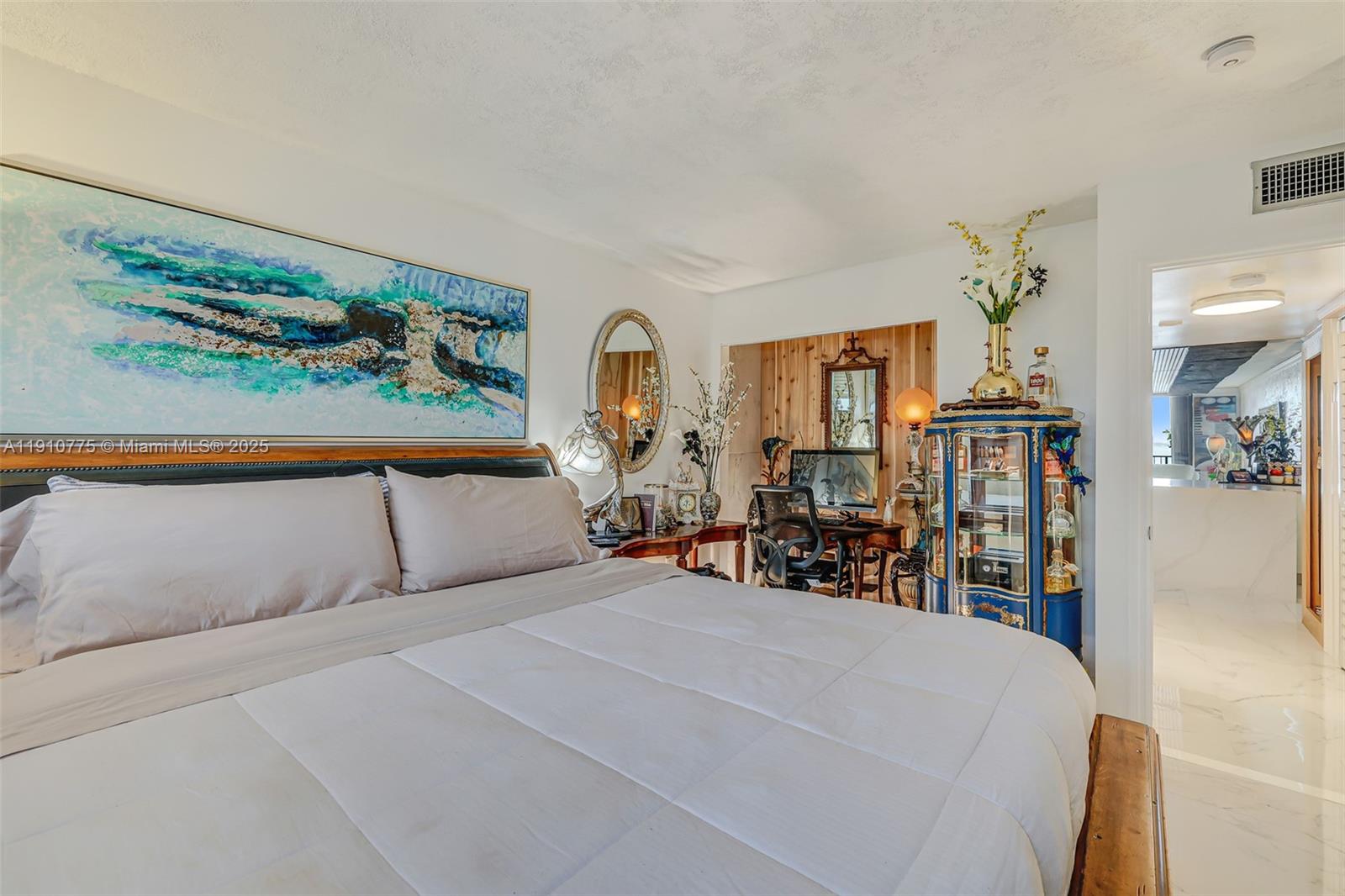 1820 S Treasure Dr #203D North Bay Village, FL 33141