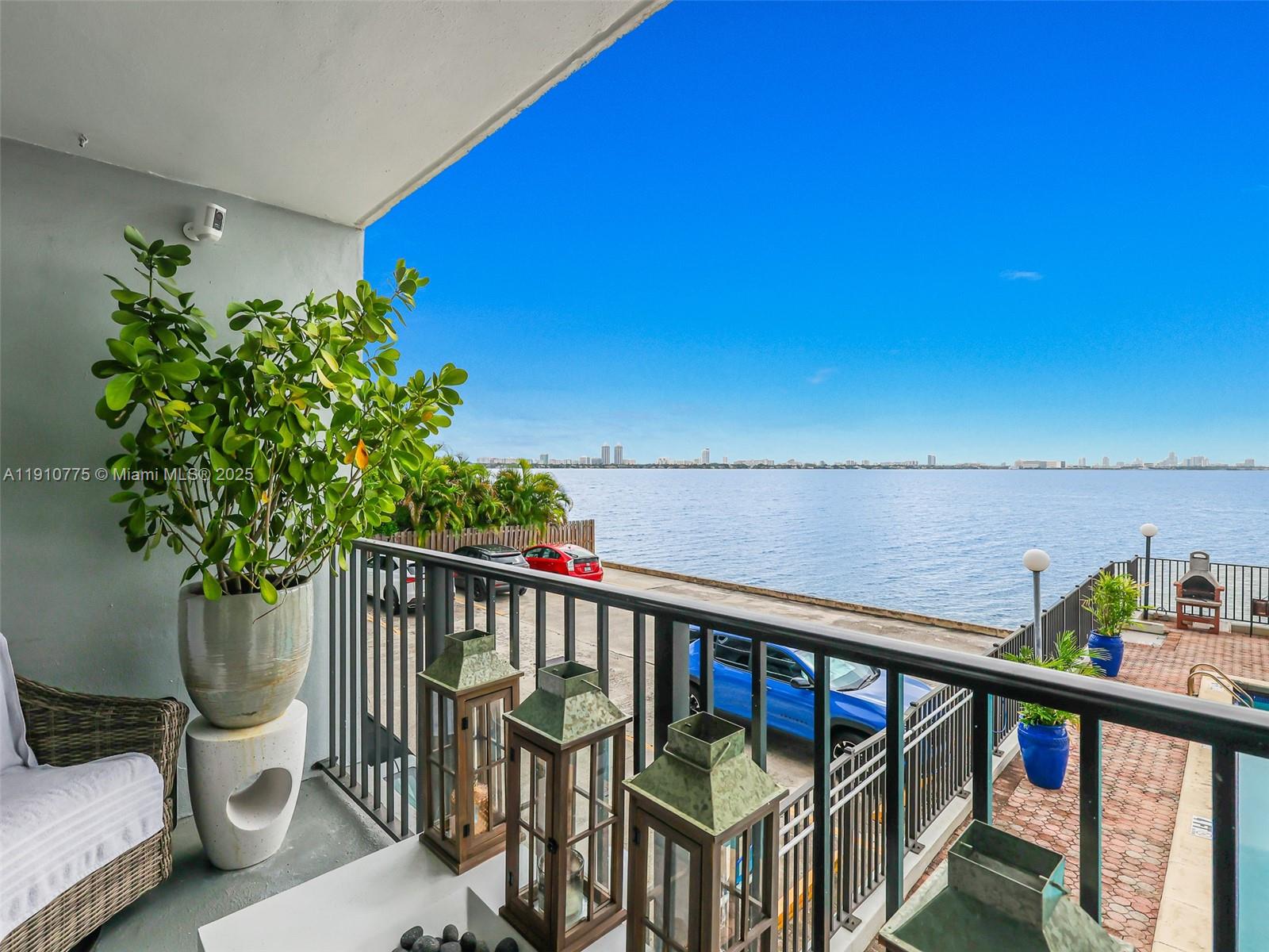 1820 S Treasure Dr #203D North Bay Village, FL 33141