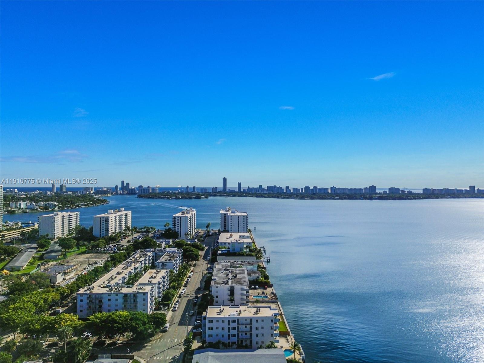 1820 S Treasure Dr #203D North Bay Village, FL 33141