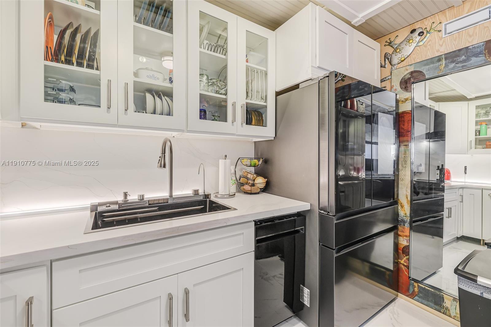 1820 S Treasure Dr #203D North Bay Village, FL 33141