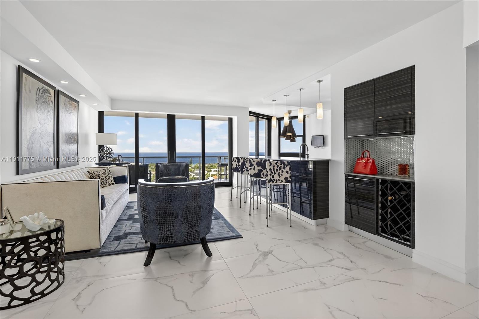 image Hamptons West4