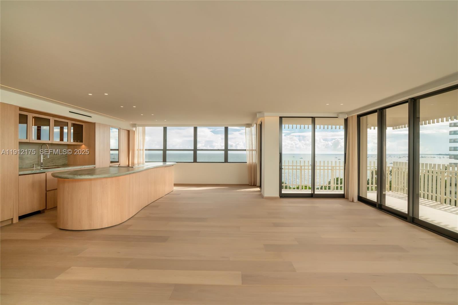 3 Grove Isle Dr #C902