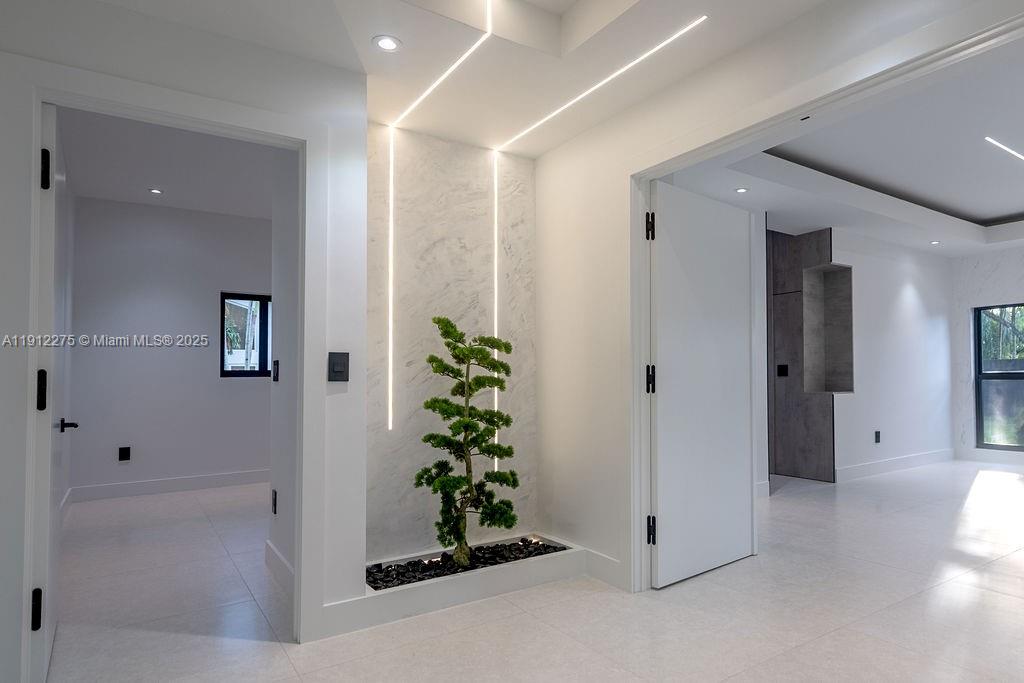 6650 SW 94th Ave Miami, FL 33173