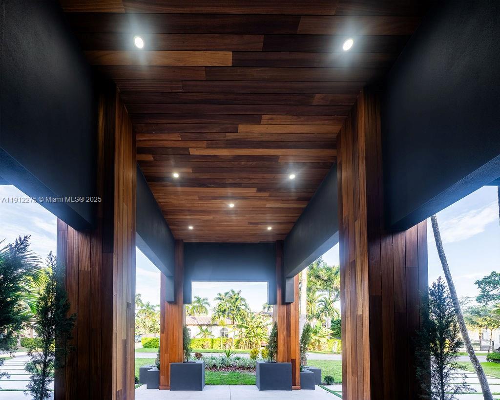 6650 SW 94th Ave Miami, FL 33173