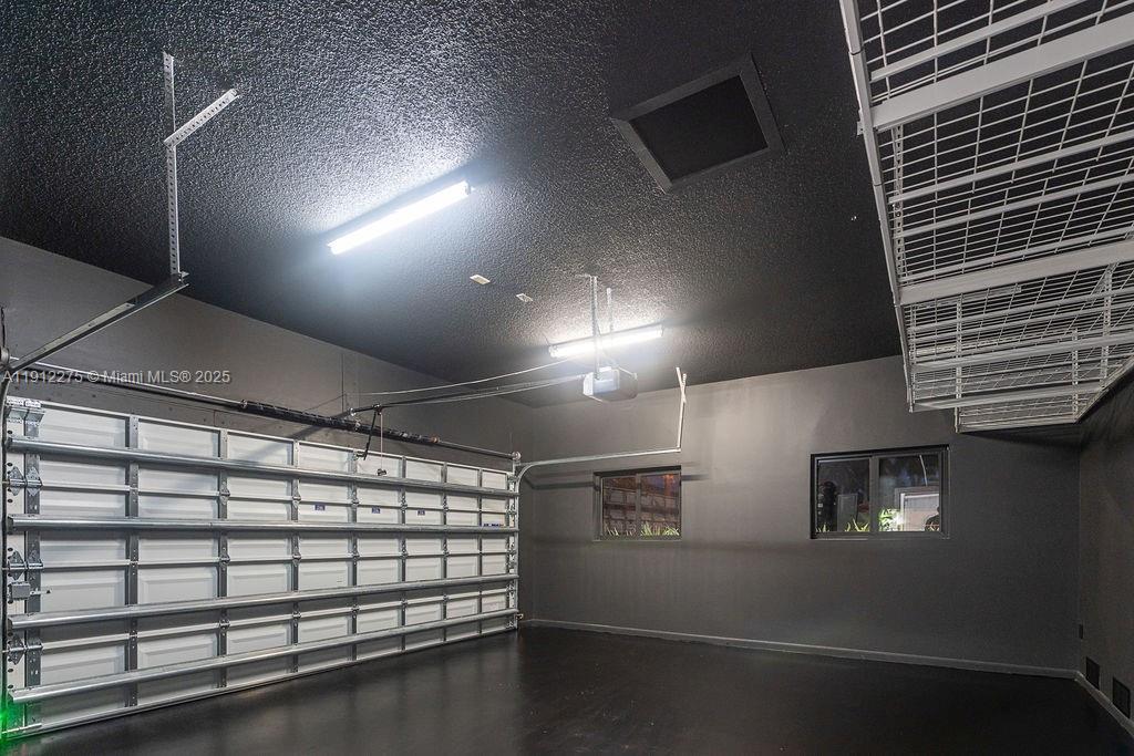 6650 SW 94th Ave Miami, FL 33173