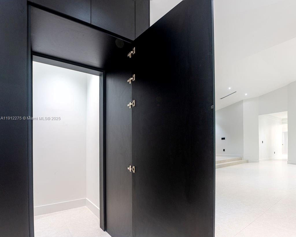 6650 SW 94th Ave Miami, FL 33173