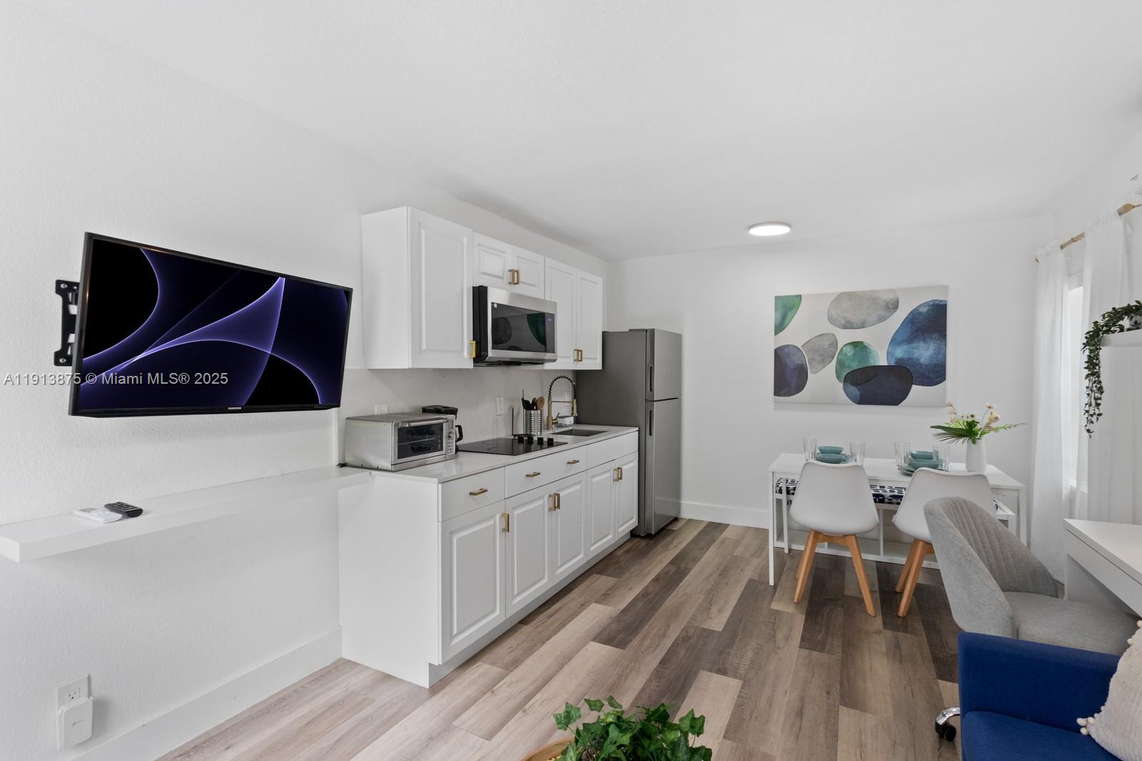 790 NW 60th St Miami, FL 33127