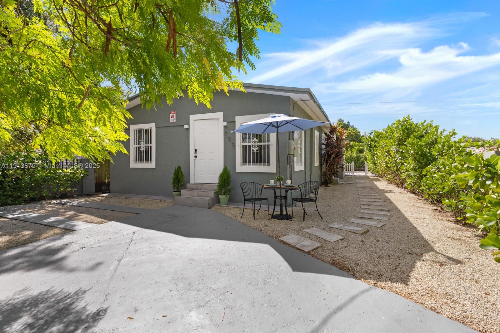 790 NW 60th St Miami, FL 33127