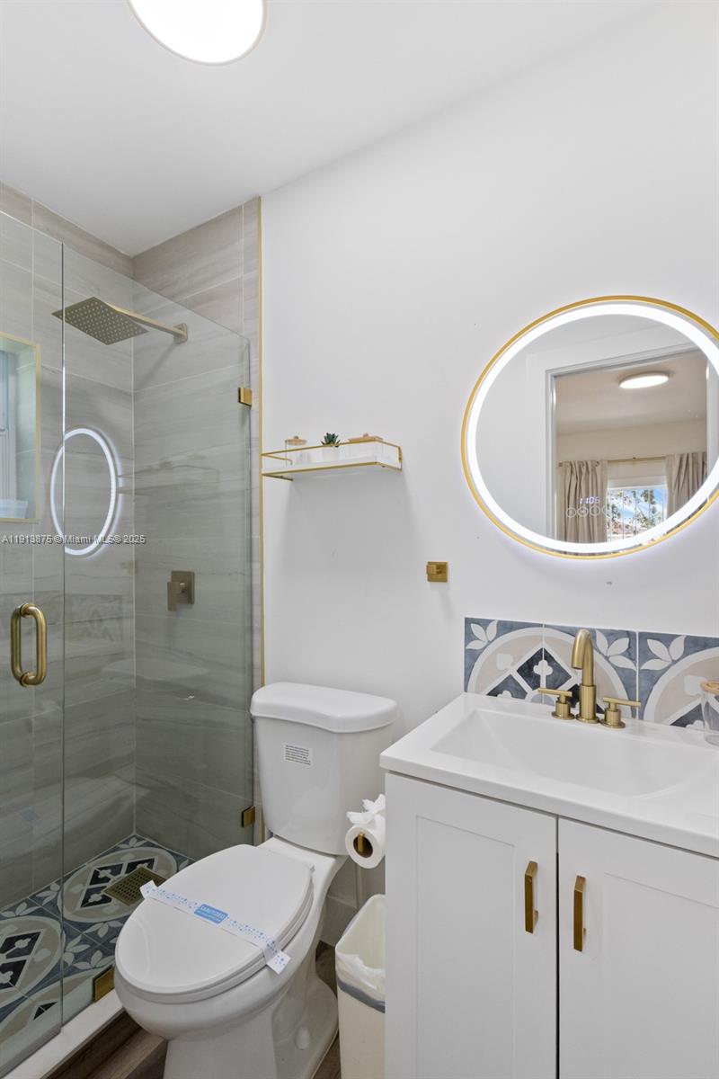 790 NW 60th St Miami, FL 33127