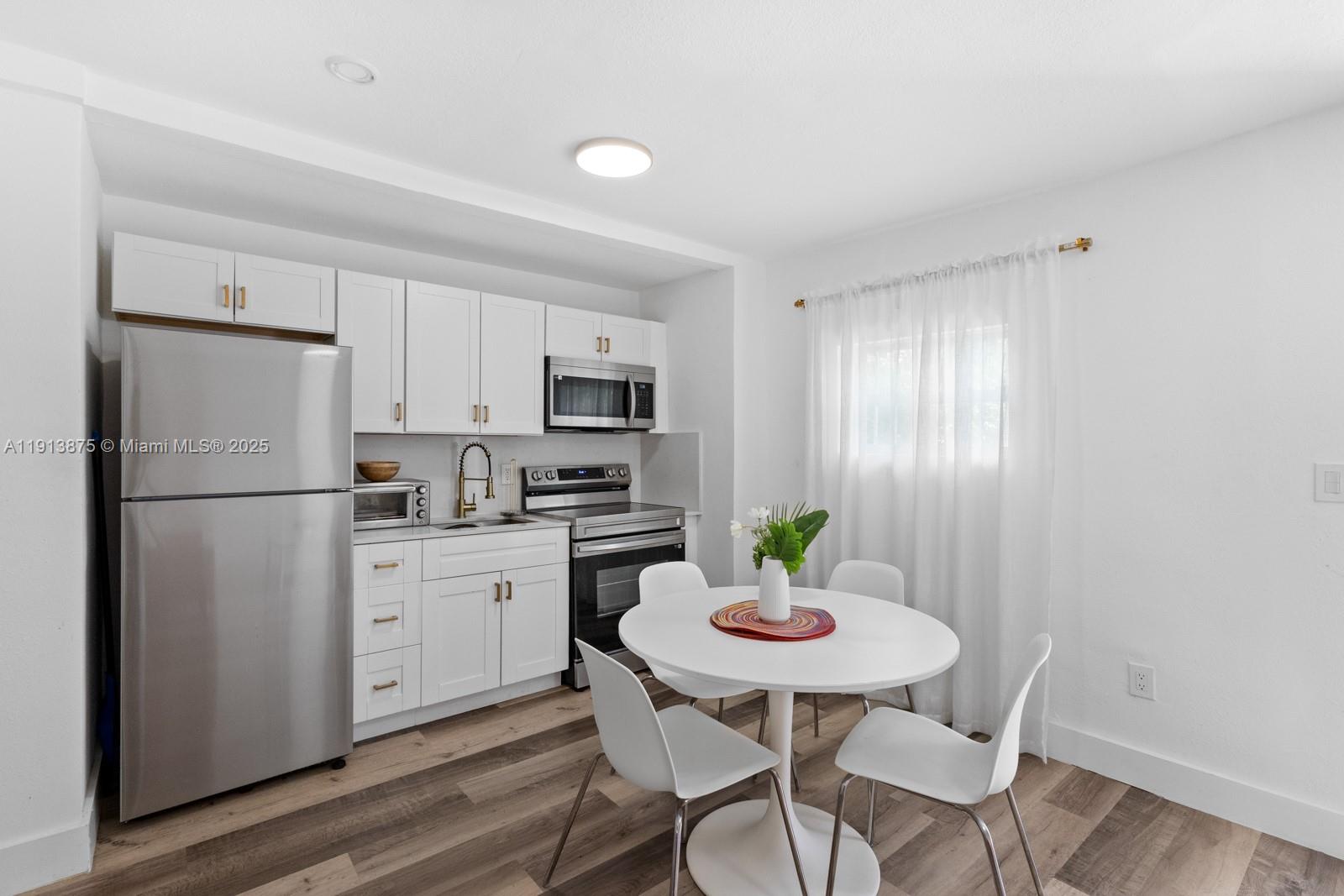 790 NW 60th St Miami, FL 33127