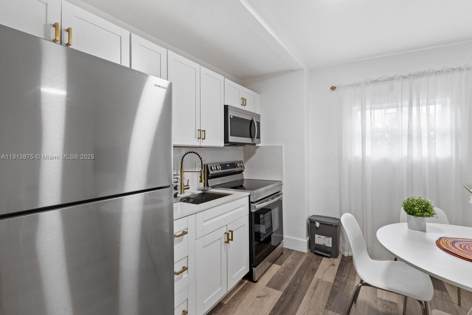 790 NW 60th St Miami, FL 33127