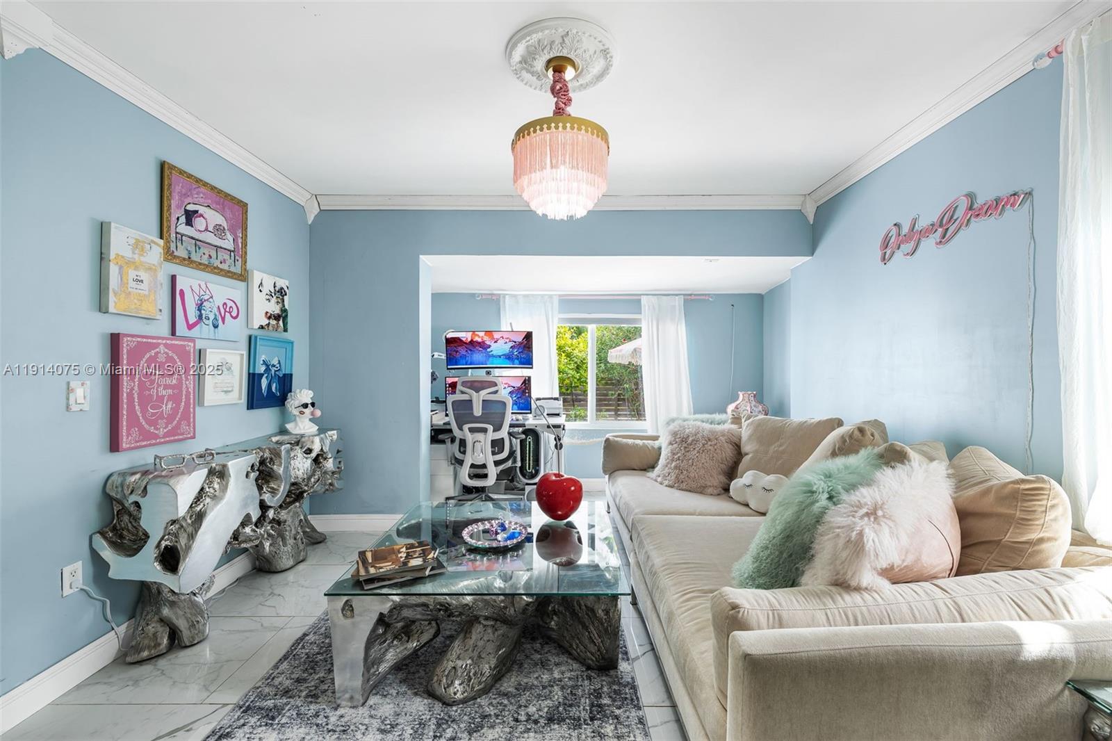 2820 SW 33rd Ct Miami, FL 33133