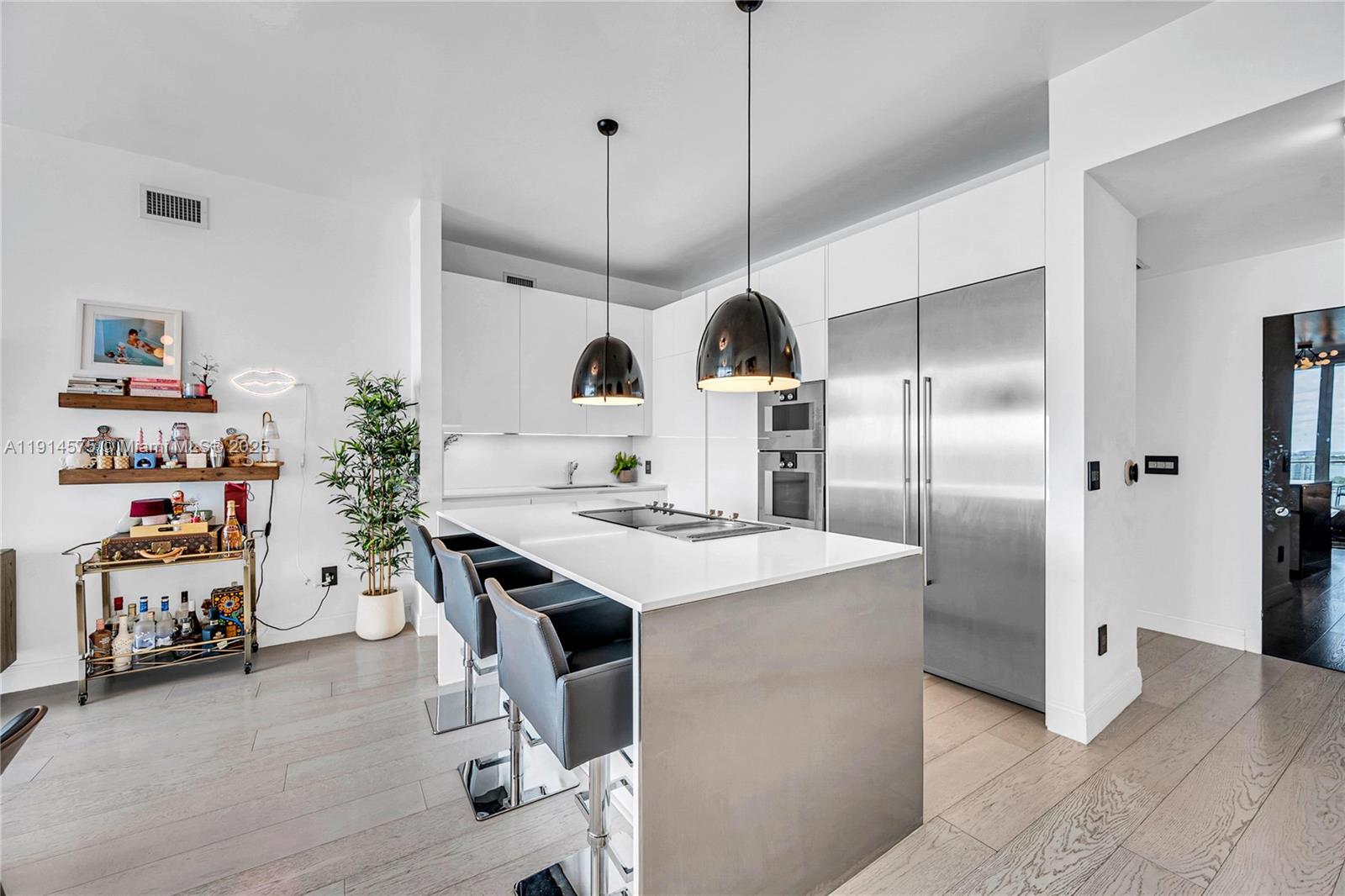 image Paramount Bay Condo17