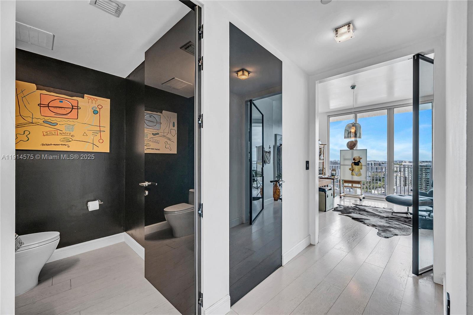 image Paramount Bay Condo28