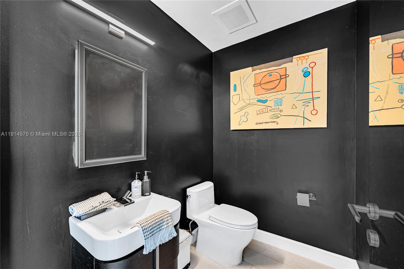 image Paramount Bay Condo29