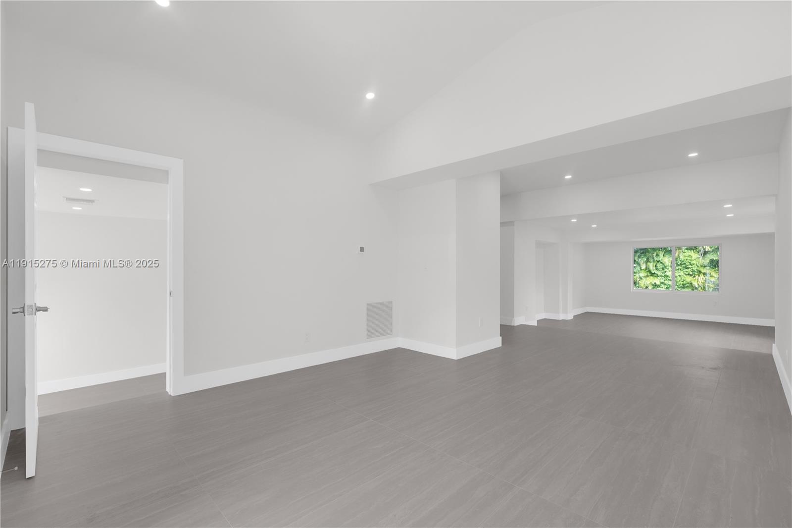 2949 SW 14th St Miami, FL 33145