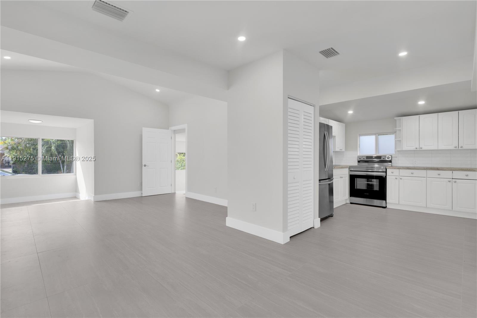 2949 SW 14th St Miami, FL 33145