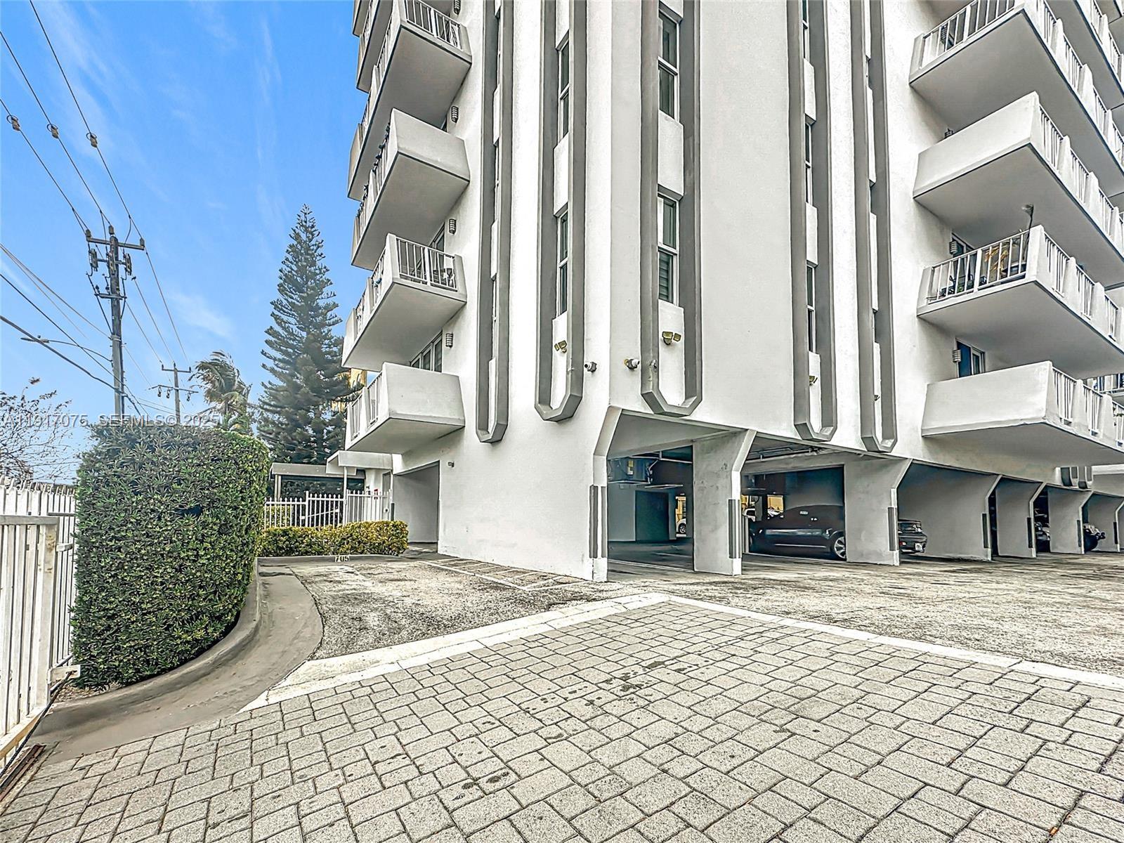 7133 Bay Dr #805 Miami Beach, FL 33141