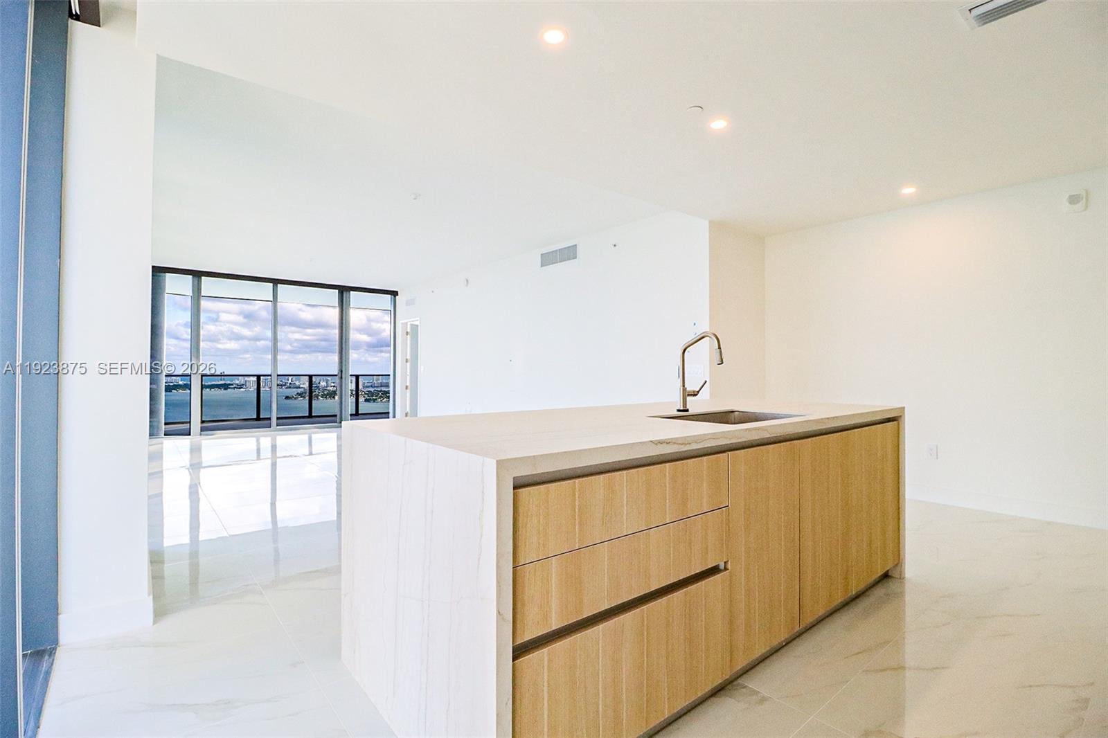 700 NE 24th St #4201 Miami, FL 33137