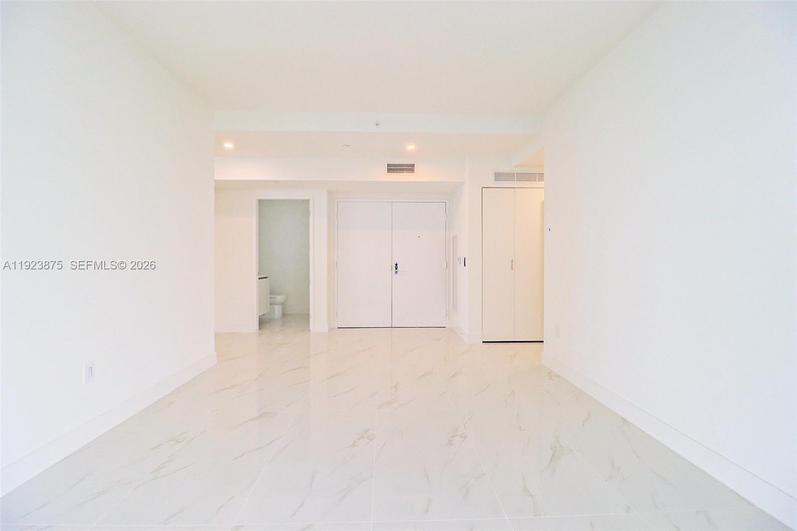 700 NE 24th St #4201 Miami, FL 33137