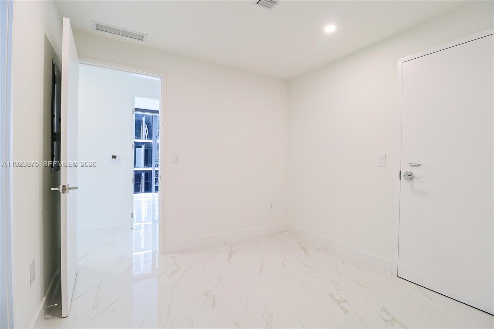 700 NE 24th St #4201 Miami, FL 33137