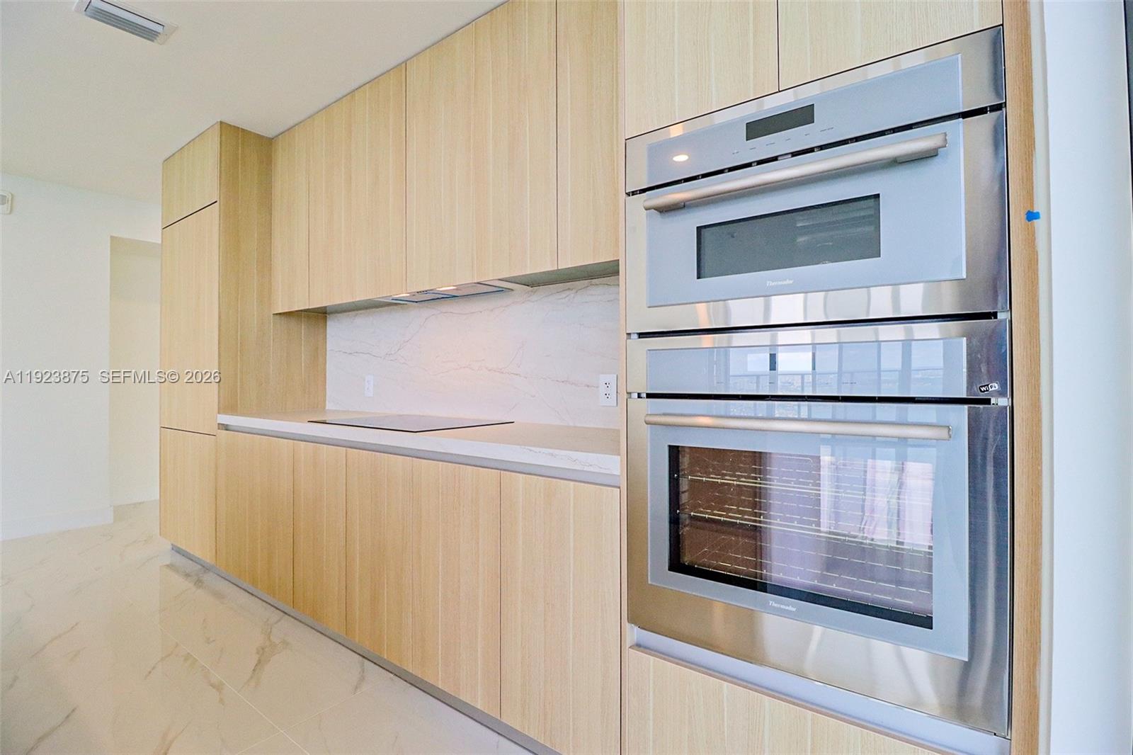 700 NE 24th St #4201 Miami, FL 33137