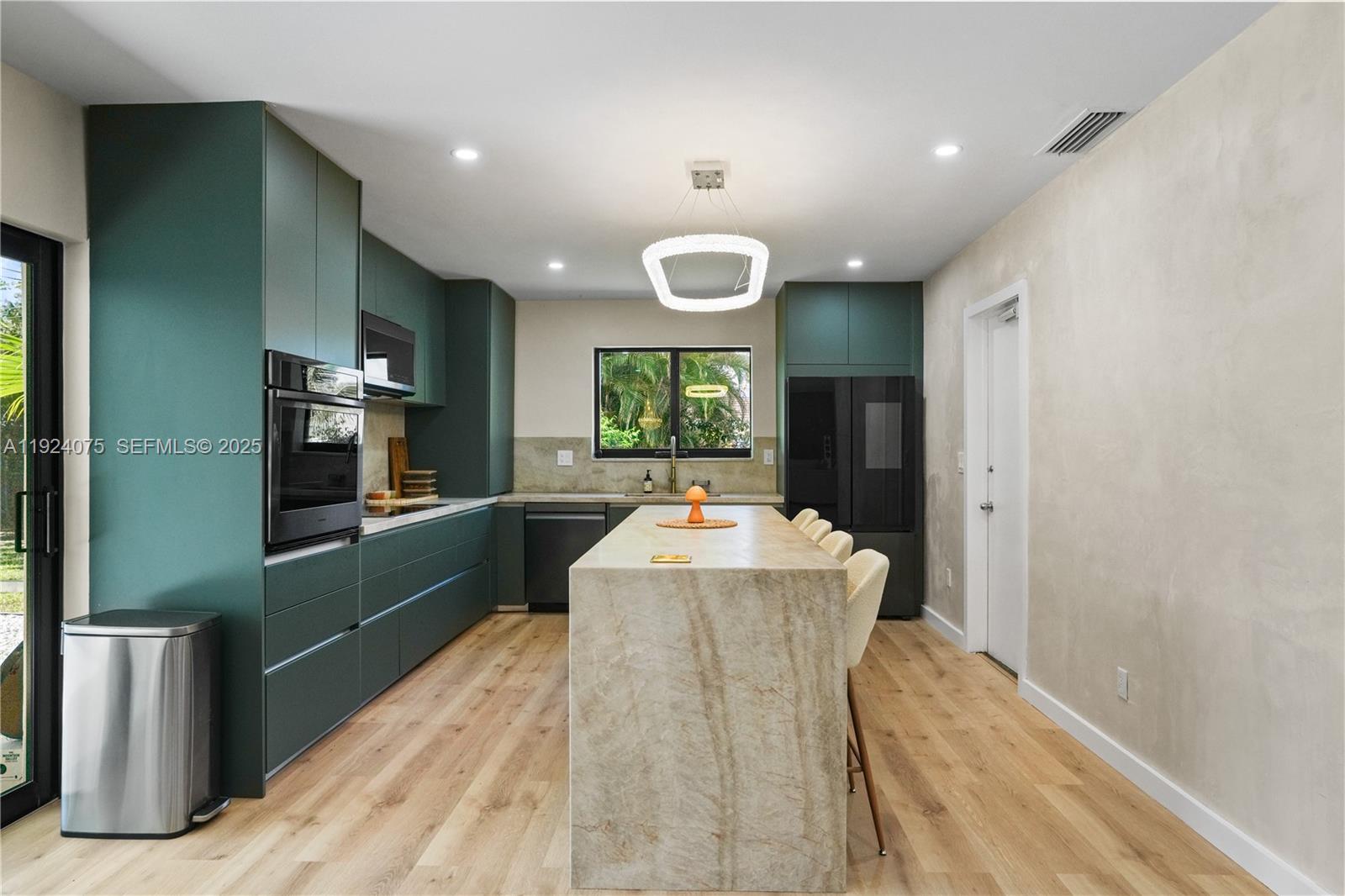 7600 SW 164th St Palmetto Bay, FL 33157