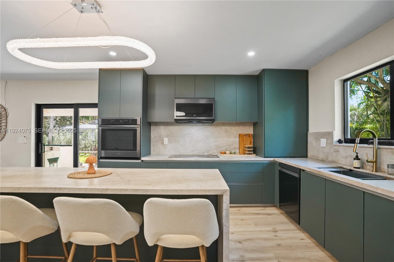 7600 SW 164th St Palmetto Bay, FL 33157