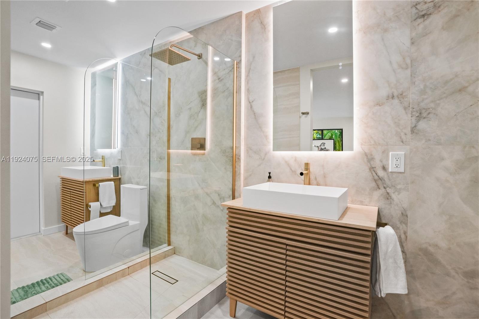 7600 SW 164th St Palmetto Bay, FL 33157