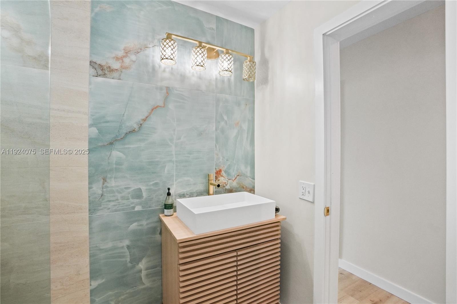 7600 SW 164th St Palmetto Bay, FL 33157