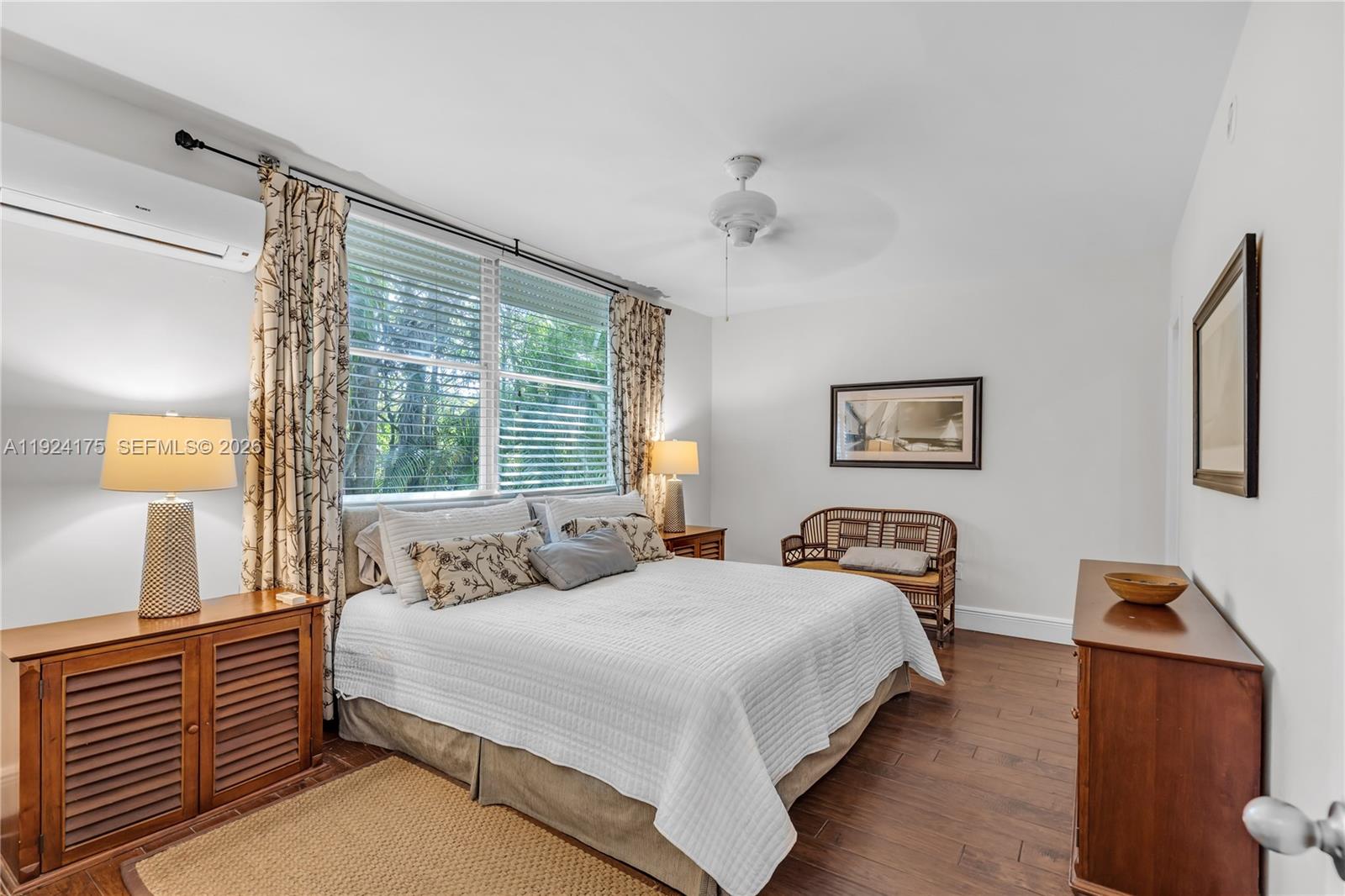 591 N Mashta Dr Key Biscayne, FL 33149