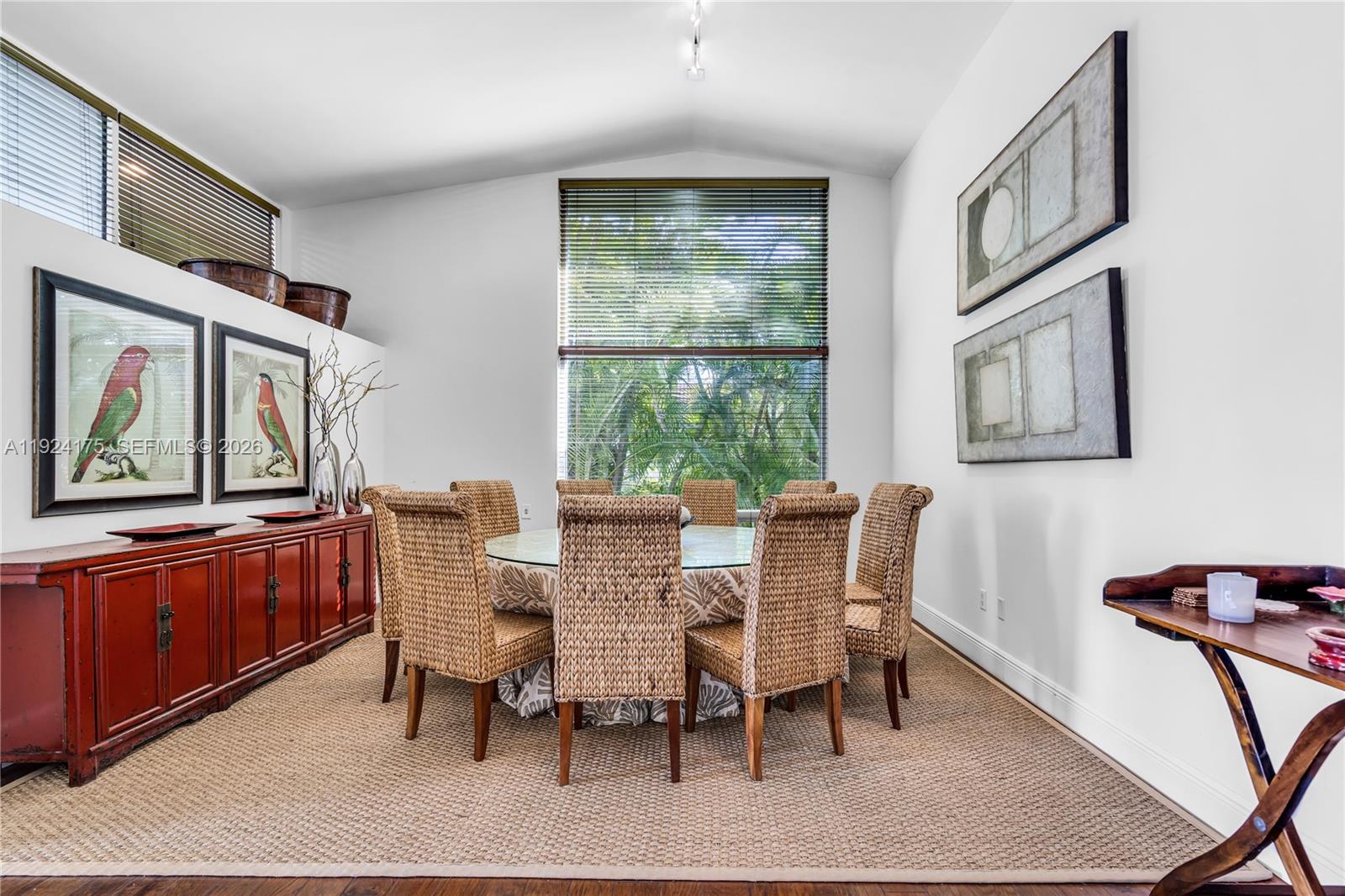 591 N Mashta Dr Key Biscayne, FL 33149