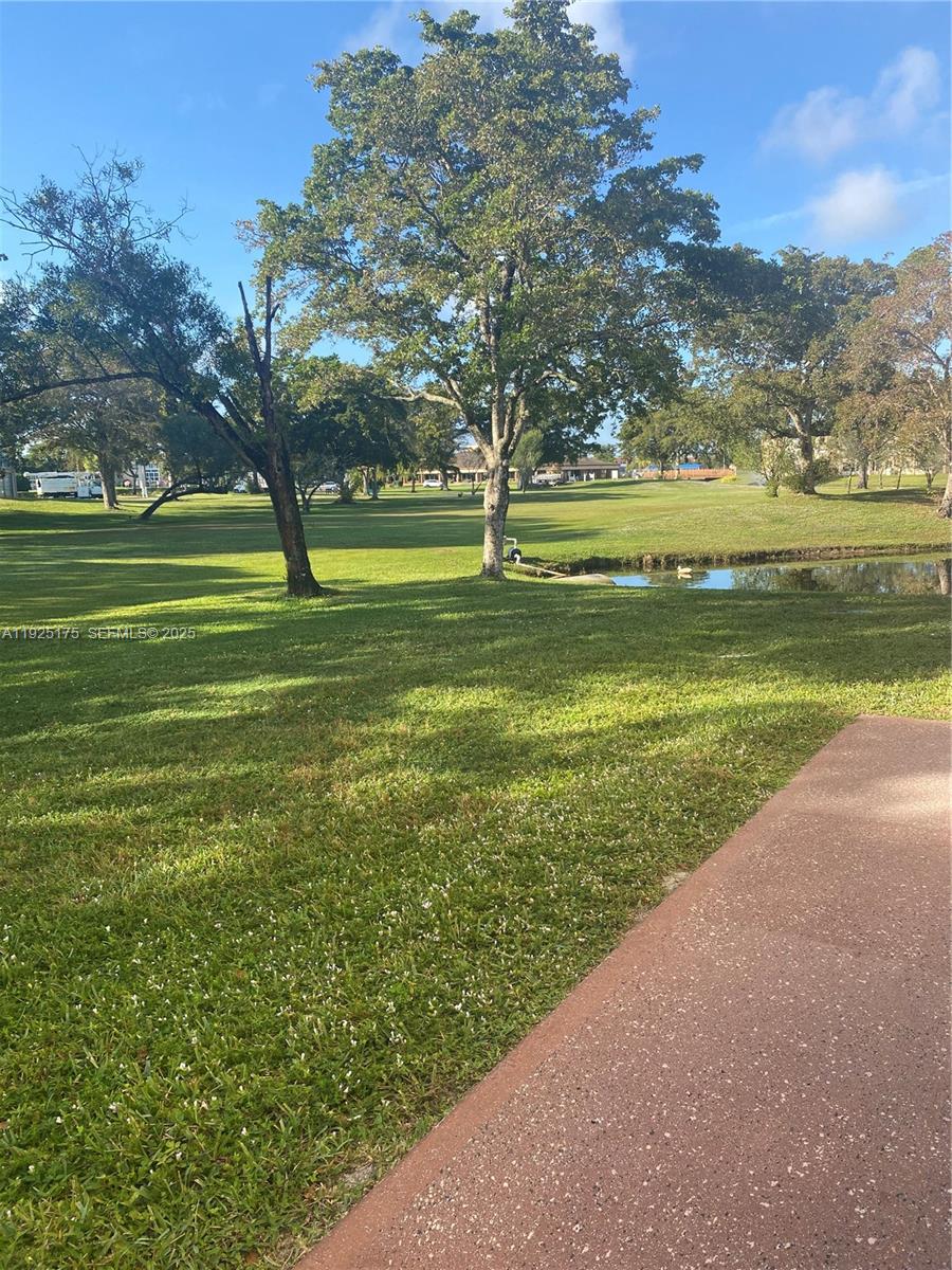 9261 Sunrise Lks Blvd #103 Sunrise, FL 33322