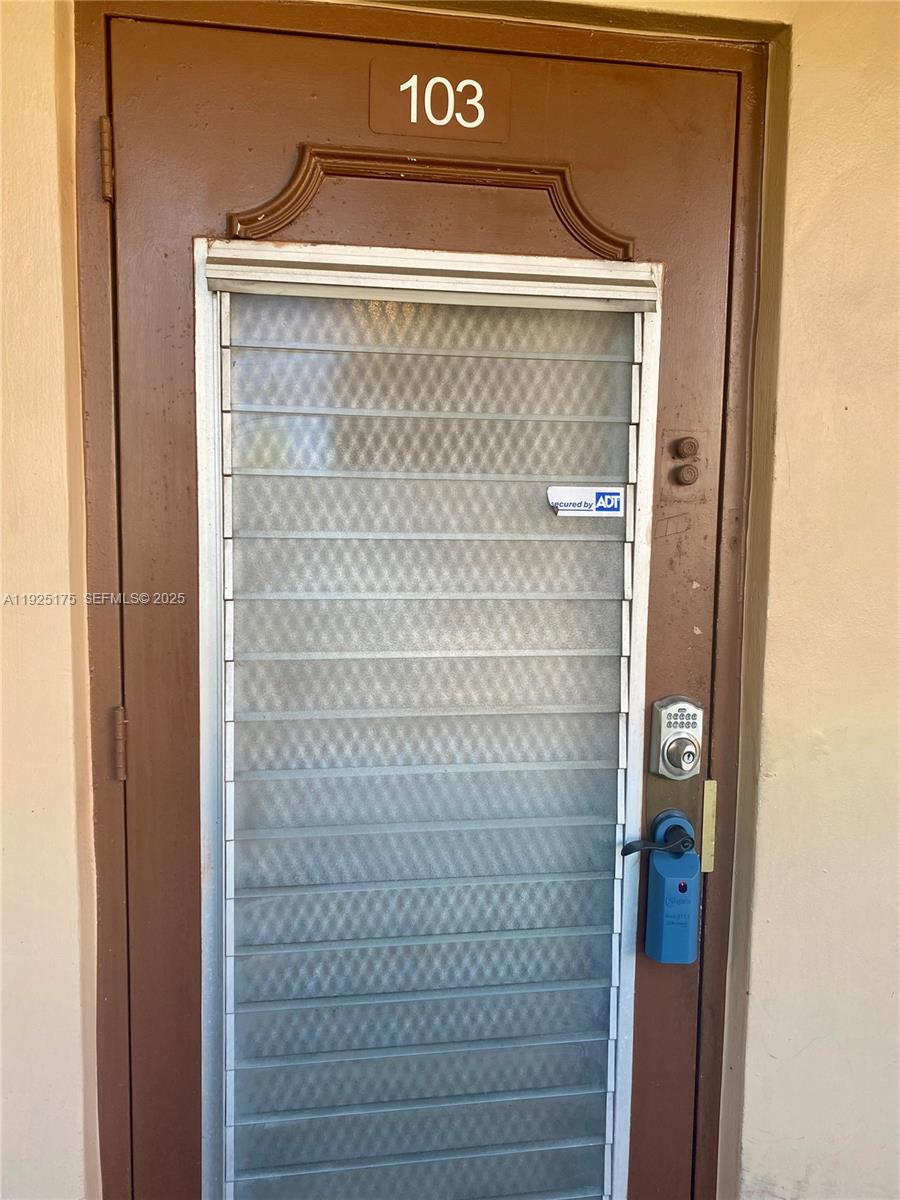 9261 Sunrise Lks Blvd #103 Sunrise, FL 33322