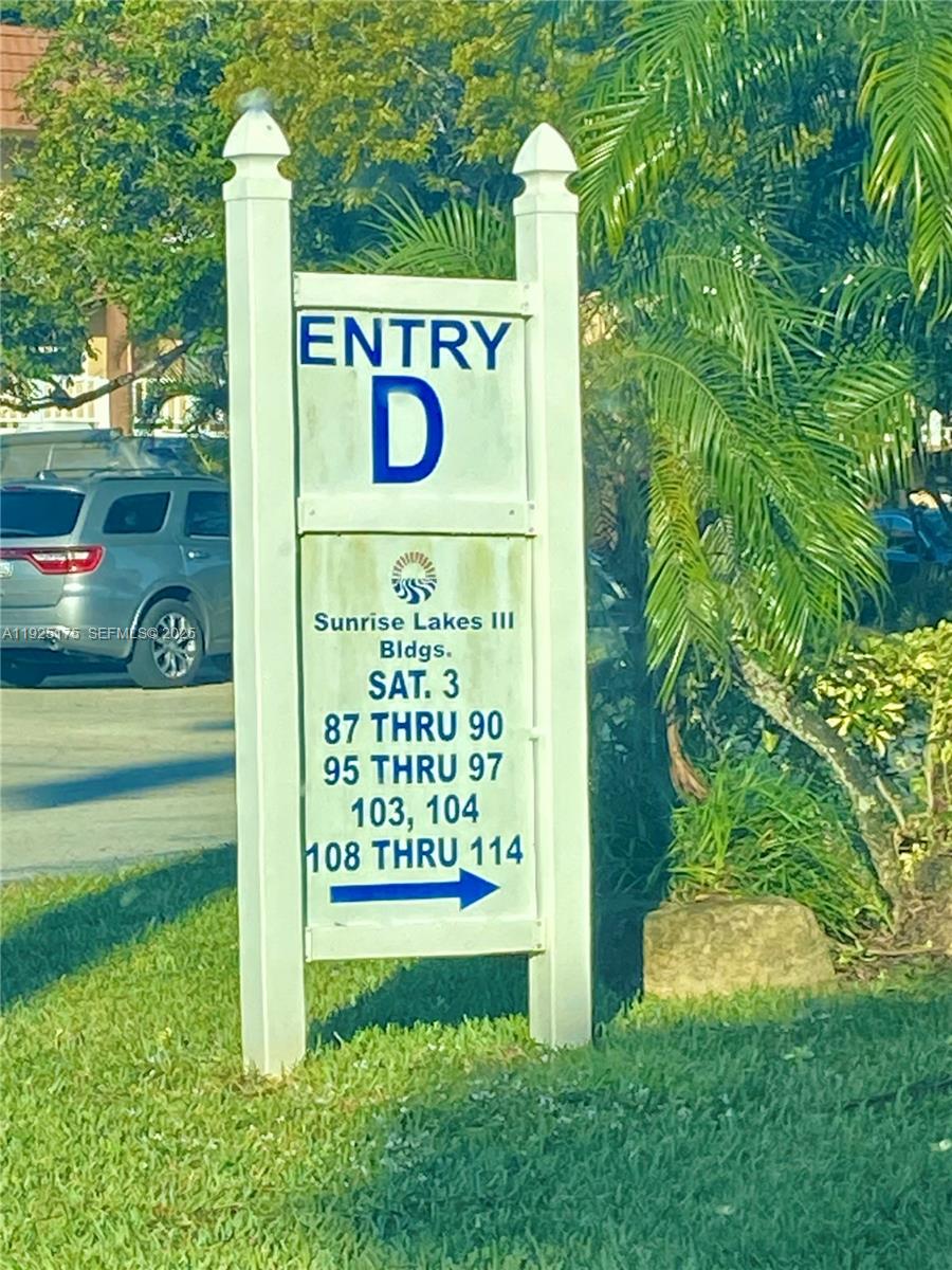 9261 Sunrise Lks Blvd #103 Sunrise, FL 33322