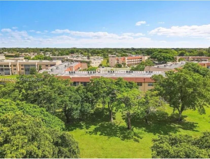 9261 Sunrise Lks Blvd #103 Sunrise, FL 33322