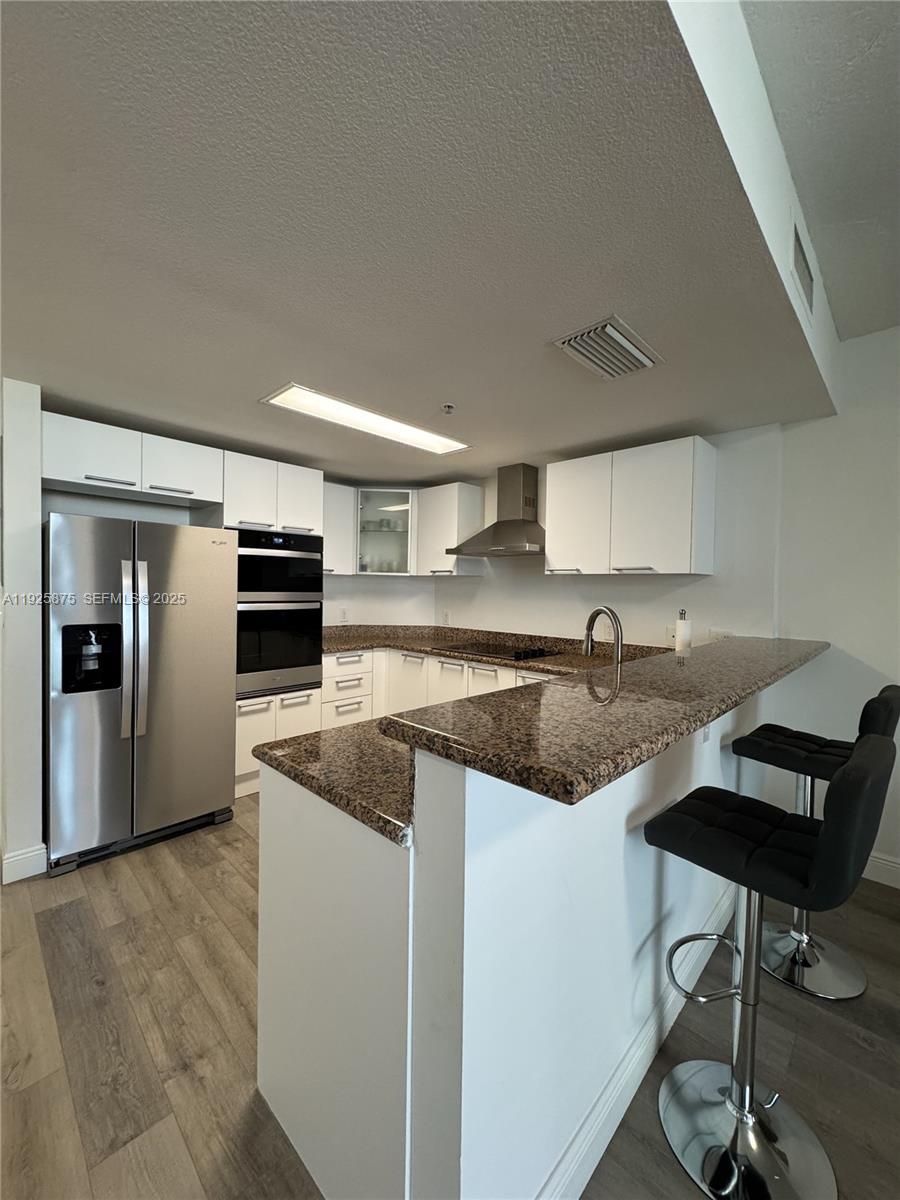 170 SE 14th St #1906 Miami, FL 33131