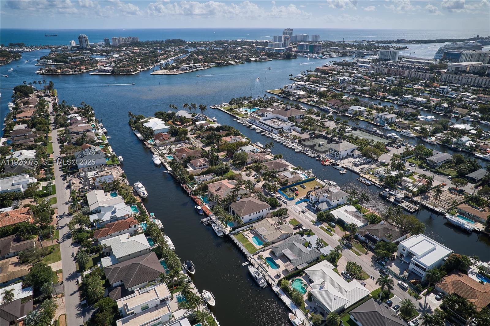 1601 SE 11th St Fort Lauderdale, FL 33316